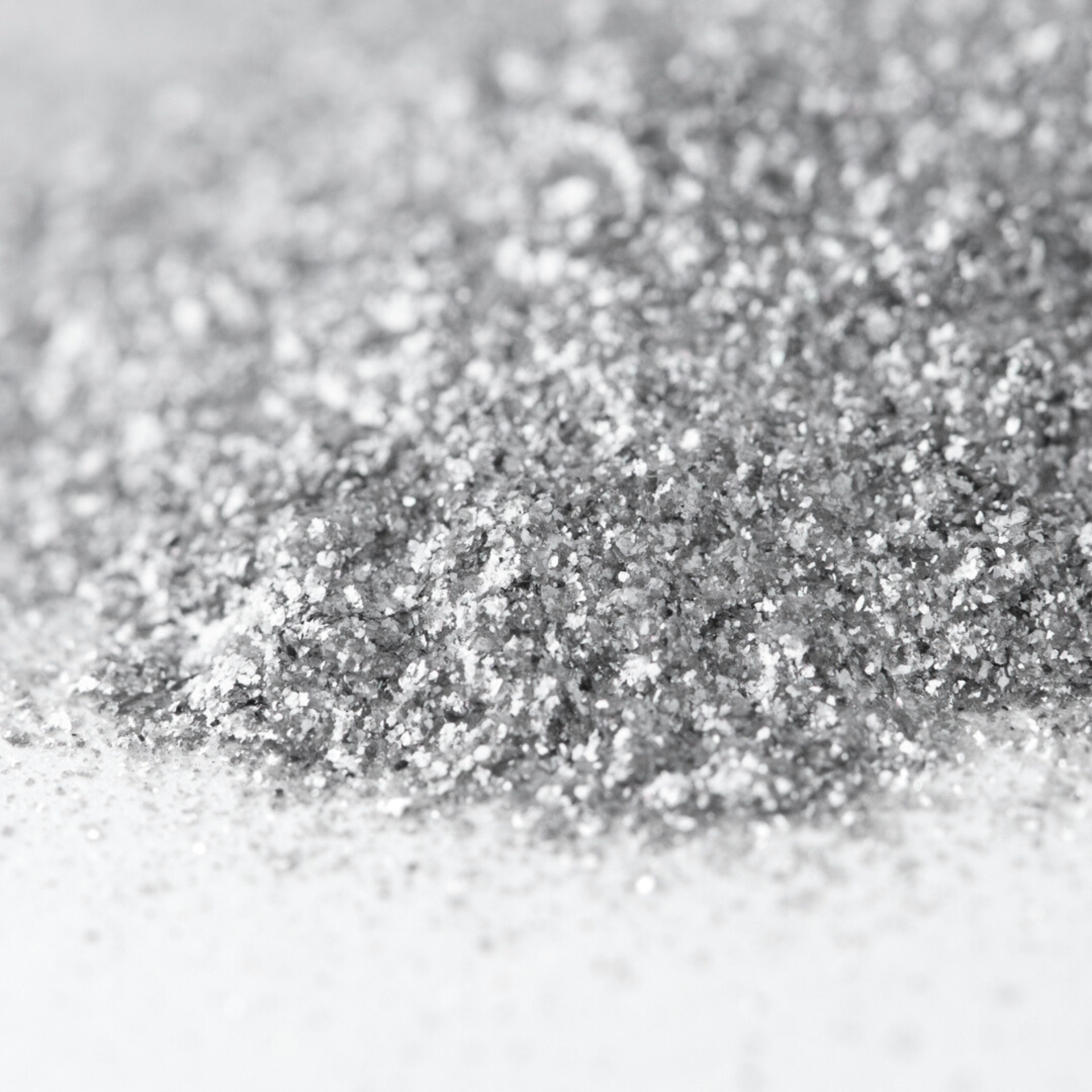 Silver Edible Glitter 4g – Sweets Indeed